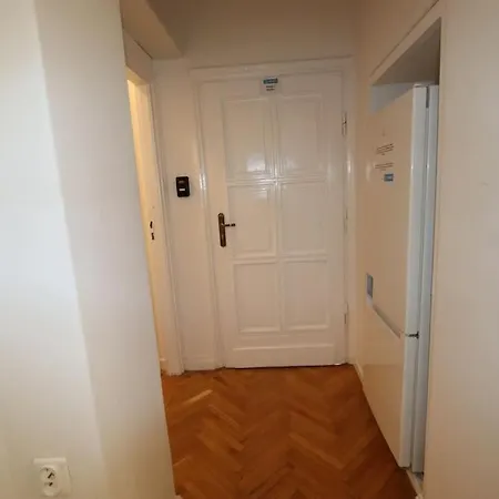 Apartment Fantastic Waw - W8 B